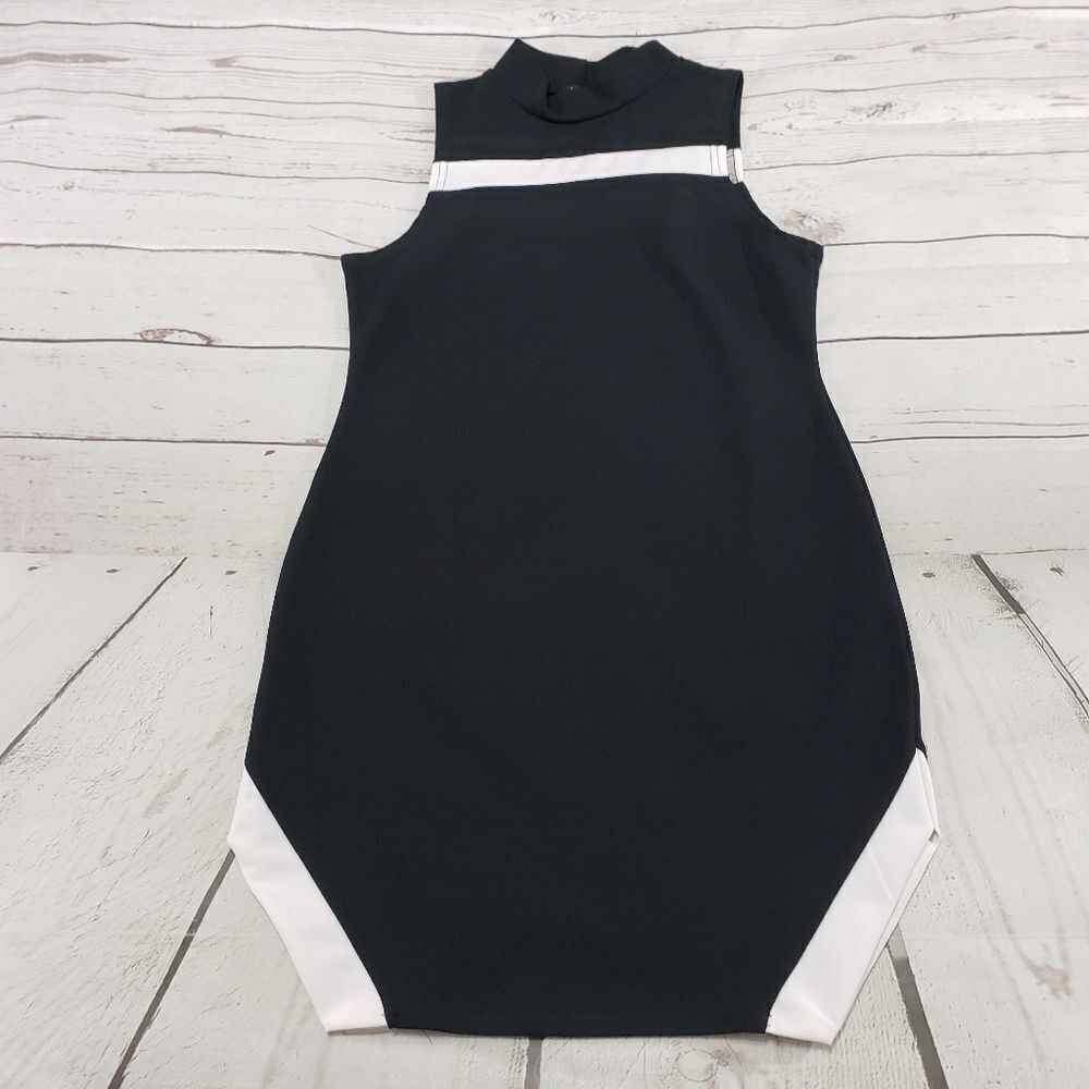 Boohoo Dress Size 8 Sleeveless Used Condition